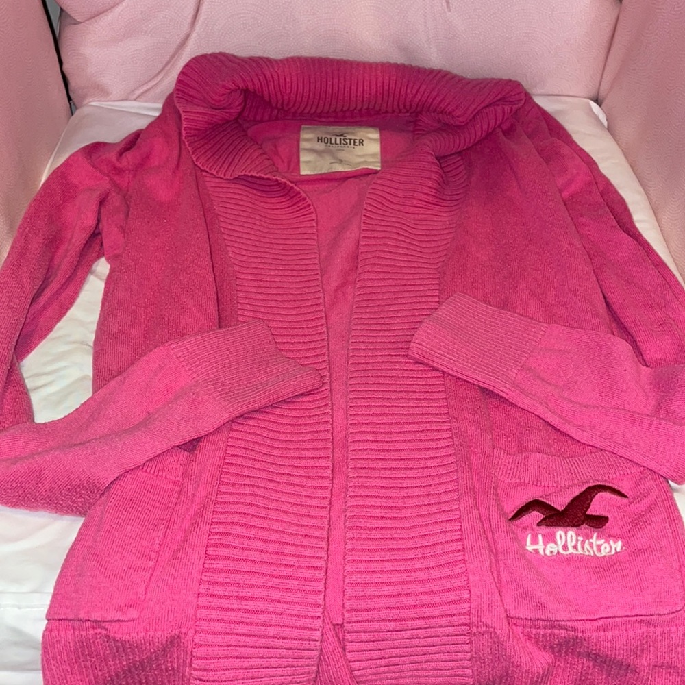 Hollister pink sweater cardigan small